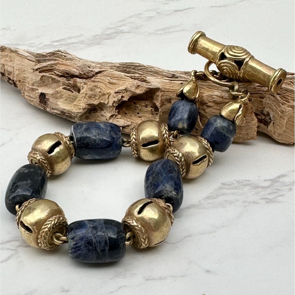 Iolite & 14K Gold Filled Bead Bracelet With Decorative Toggle Clasp
